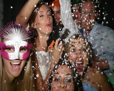 Animación con confeti en celebración Aragón